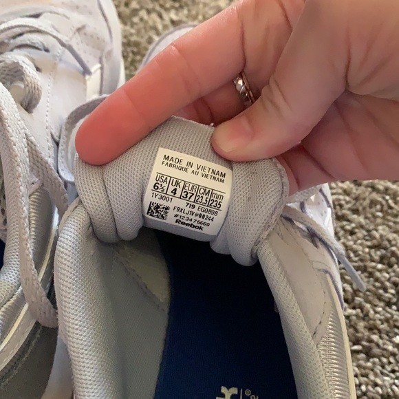 Reebok Classic Shoes - Picture 4 of 5